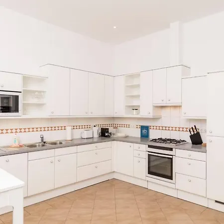 Casa Carlo Апартаменты Неаполь
